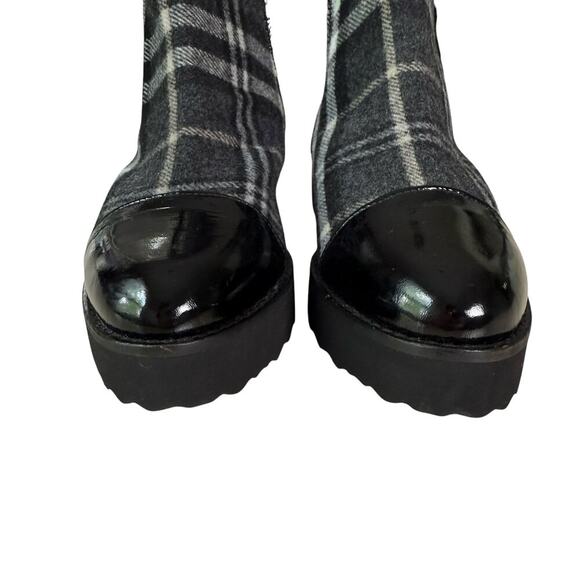 Eric Michael Gray Tartan Plaid Ankle Boots Patent Leather Cap Toe Side Zip, 6.5 - Picture 6 of 9